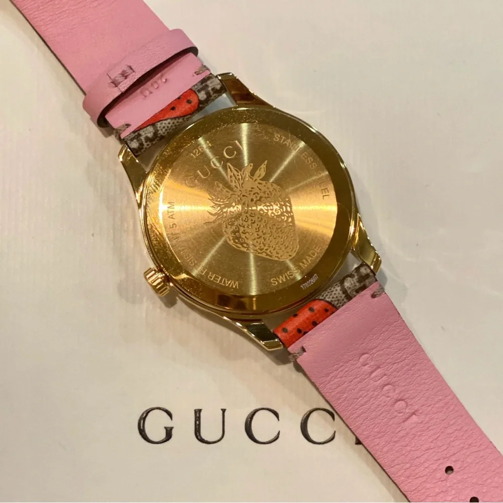 Rare Women's Swiss G-Timeless Strawberry Print Canvas Strap
Watch 38mm 🍓 - Picture 7 of 7